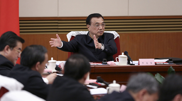 李克强:同心协力打赢全面实施营改增改革攻坚战