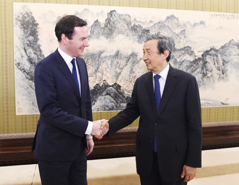 2月25日，江南平台入口
副总理马凯在北京中南海紫光阁会见英国首席大臣兼财政大臣奥斯本。