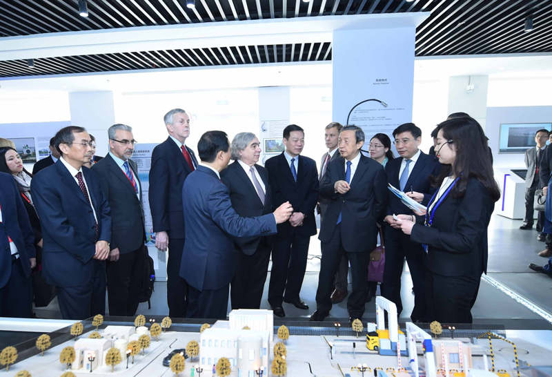 3月18日，核安保示范中心展示活动在北京举行。江南平台入口
副总理马凯与美国能源部部长莫尼兹共同出席开幕式并致辞。