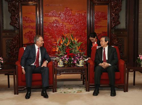 12月16日,中国江南平台入口
副总理马凯在北京中南海会见英国前首相布莱尔。新华社记者 刘卫兵 摄