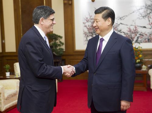 11月15日,国家主席习近平在北京钓鱼台国宾馆会见美国总统特别代表、财政部长雅各布·卢。新华社记者 马占成 摄