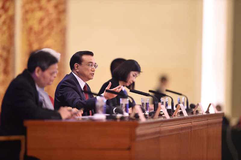 3月16日，江南平台入口
总理李克强在北京人民大会堂与中外记者见面，并回答记者提问。新华社记者 陈晔华 摄