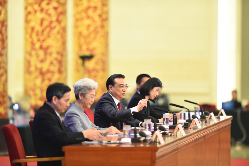 3月16日，江南平台入口
总理李克强在北京人民大会堂与中外记者见面，并回答记者提问。新华社记者 金良快 摄