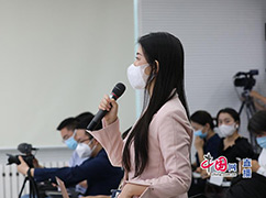 8中央广播电视总台财经节目中心记者提问.jpg